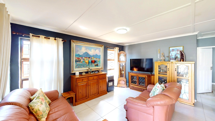 2 Bedroom Property for Sale in Anchorage Park Western Cape